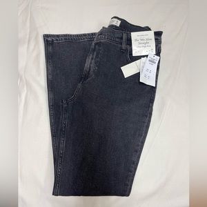 BRAND NEW ABERCROMBIE FITCH 90s SLIM STRAIGHT ULTRA HIGH RISE JEANS